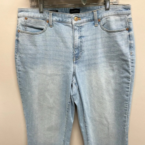 NWOT Talbots Curvy Slim Ankle Jean Seastone Wash Denim 14 - Picture 3 of 15